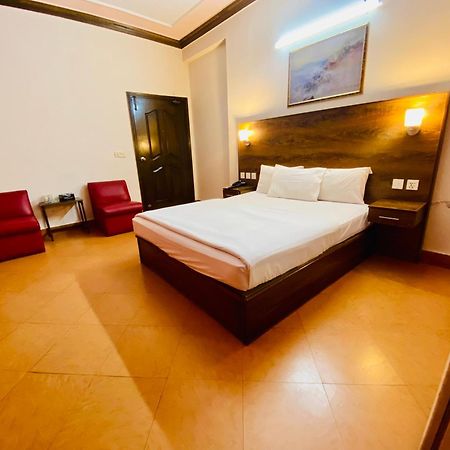 Fiesta Inn Hotel & Resorts Multan Extérieur photo