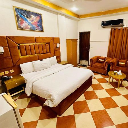 Fiesta Inn Hotel & Resorts Multan Extérieur photo
