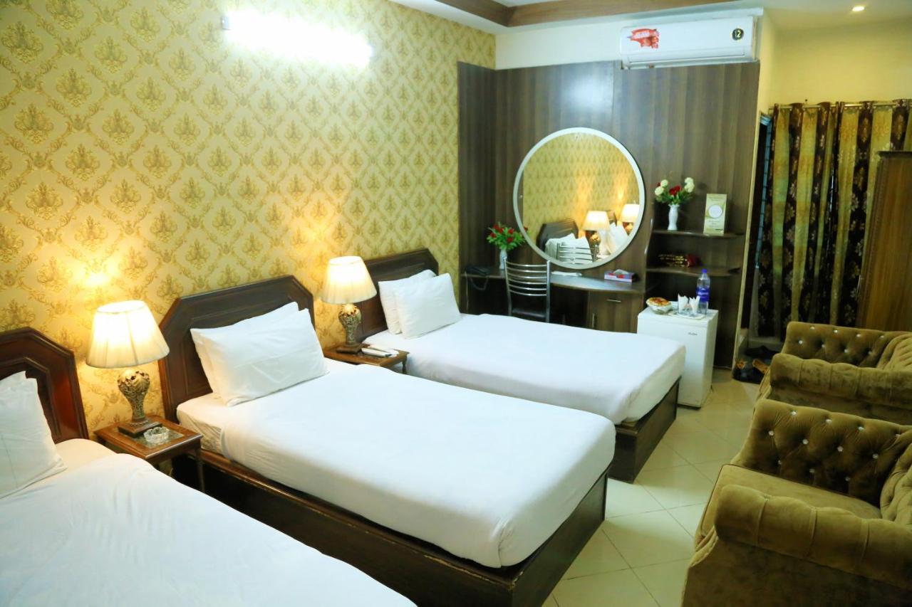 Fiesta Inn Hotel & Resorts Multan Extérieur photo