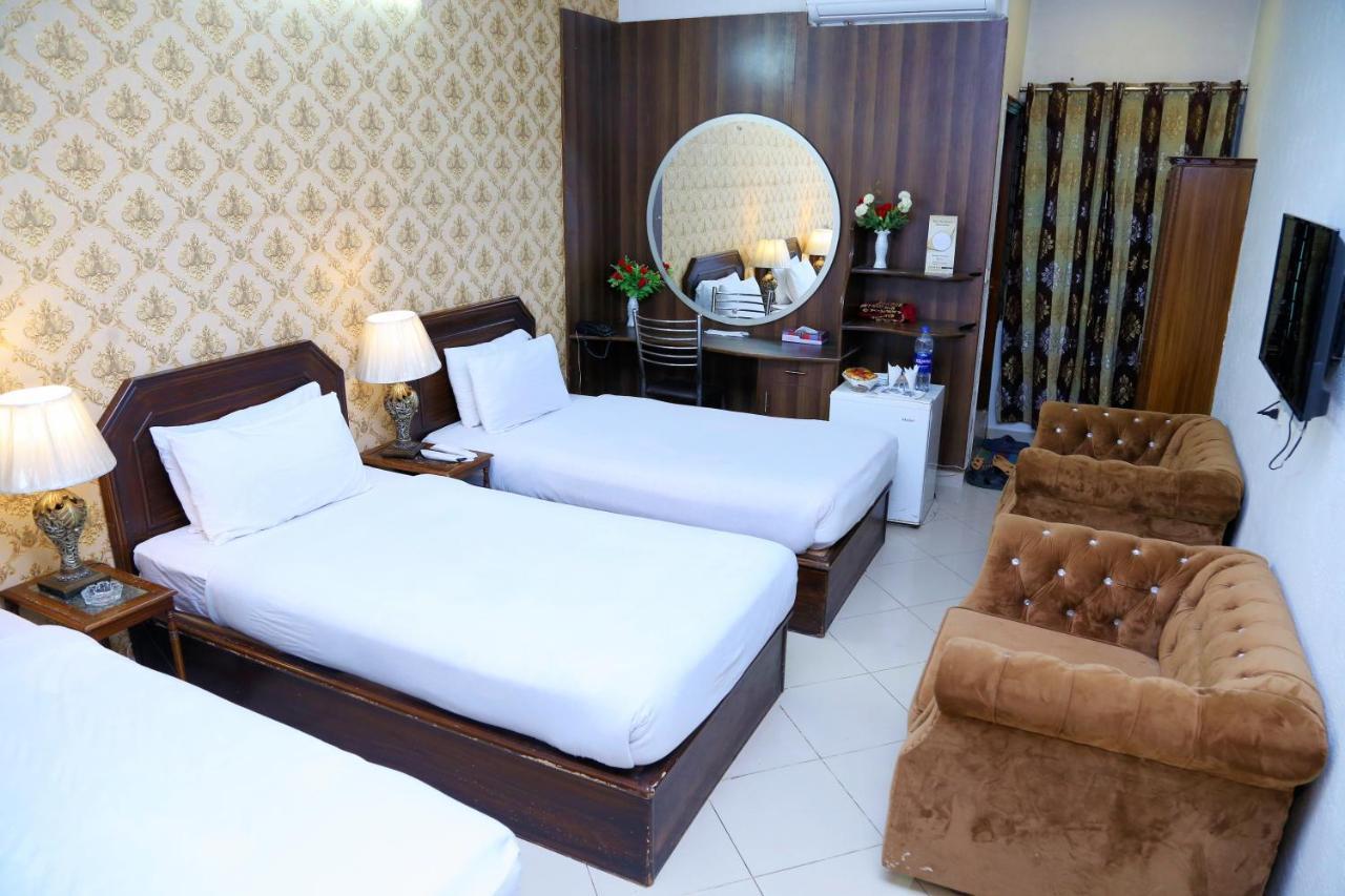Fiesta Inn Hotel & Resorts Multan Extérieur photo