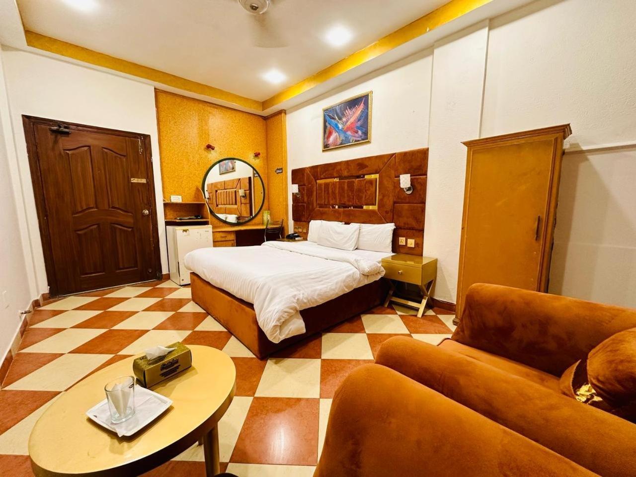 Fiesta Inn Hotel & Resorts Multan Extérieur photo