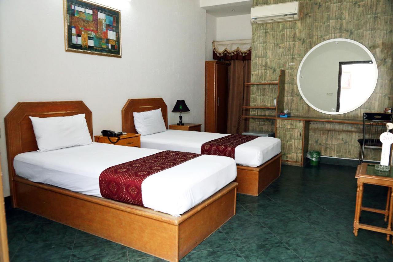 Fiesta Inn Hotel & Resorts Multan Extérieur photo
